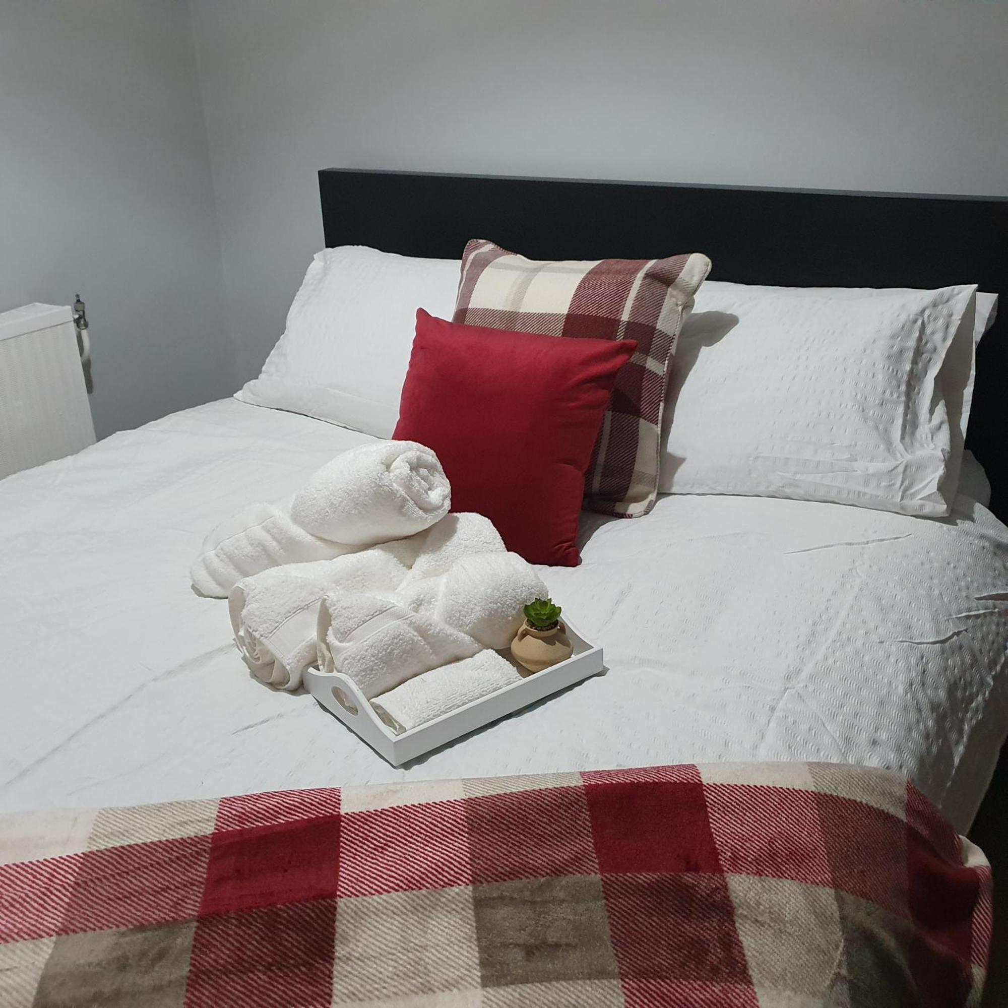 Yolo House Hotel London Bagian luar foto