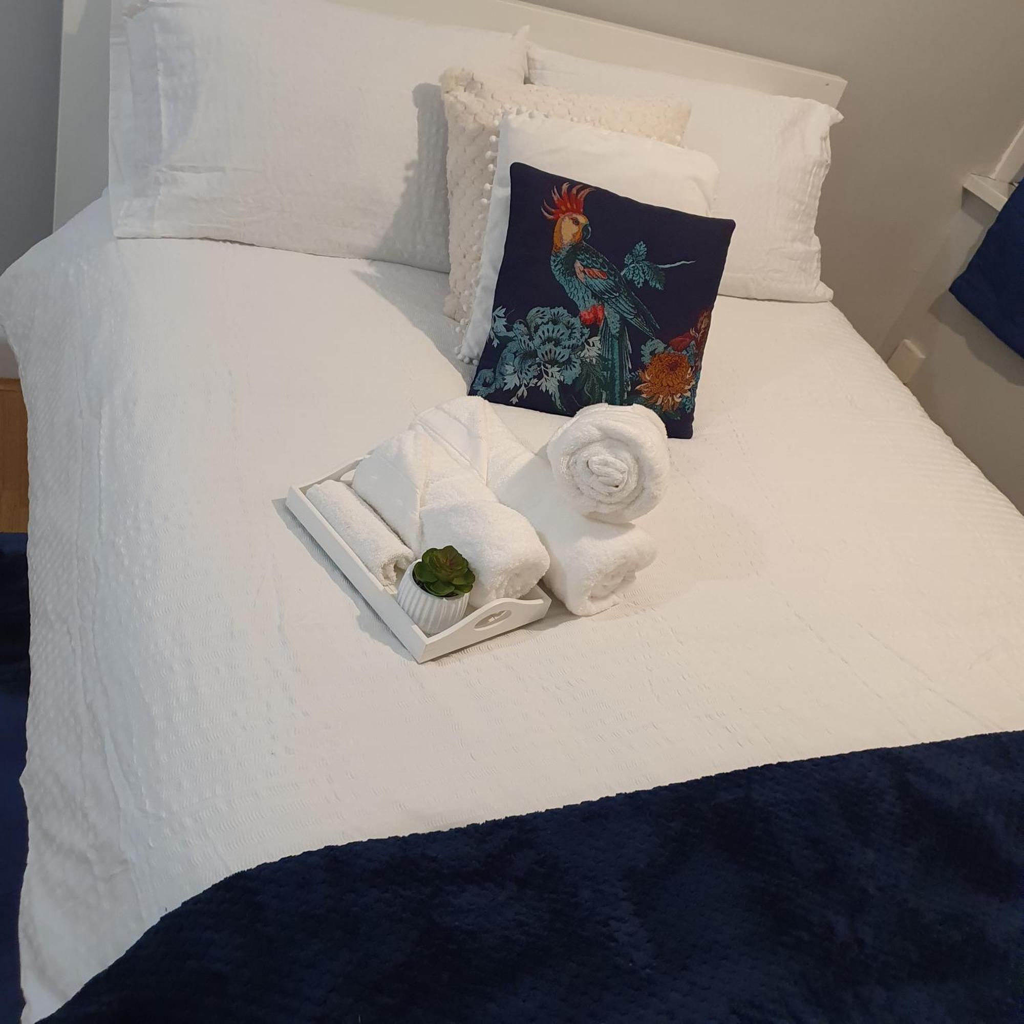 Yolo House Hotel London Bagian luar foto