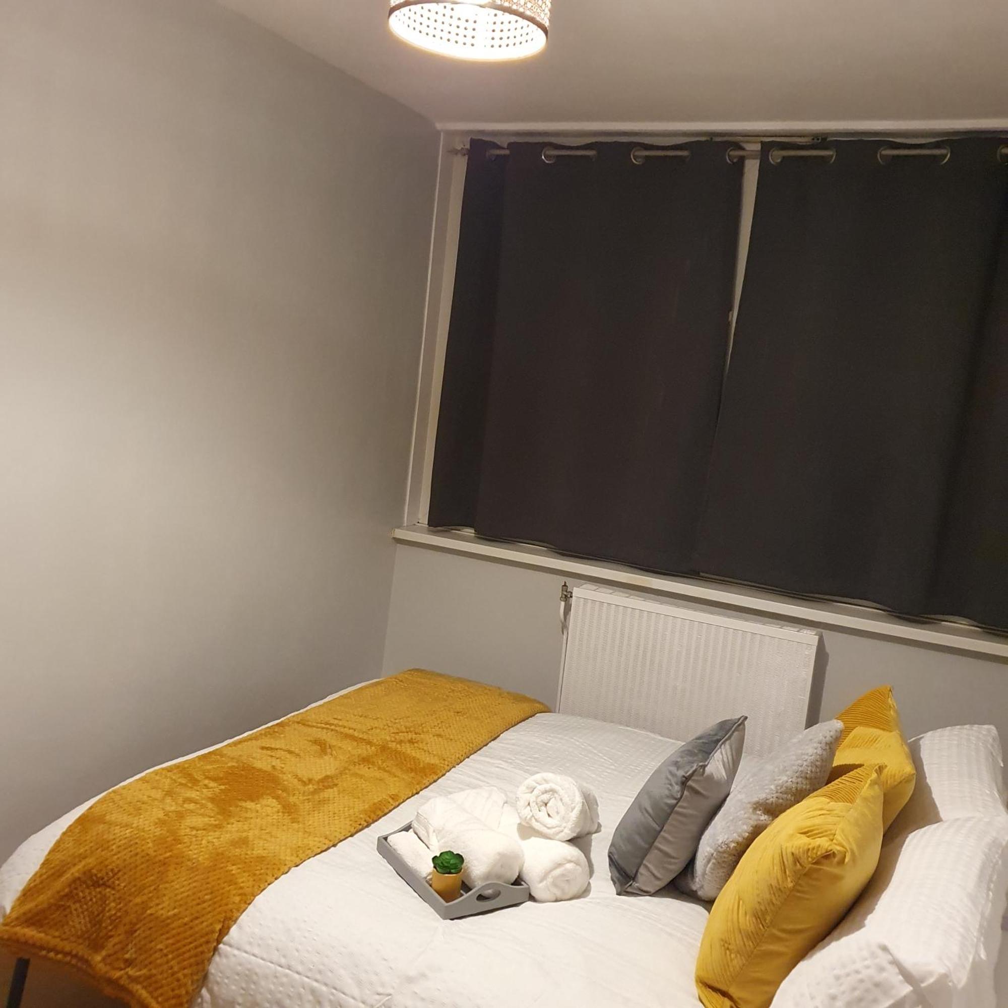 Yolo House Hotel London Bagian luar foto