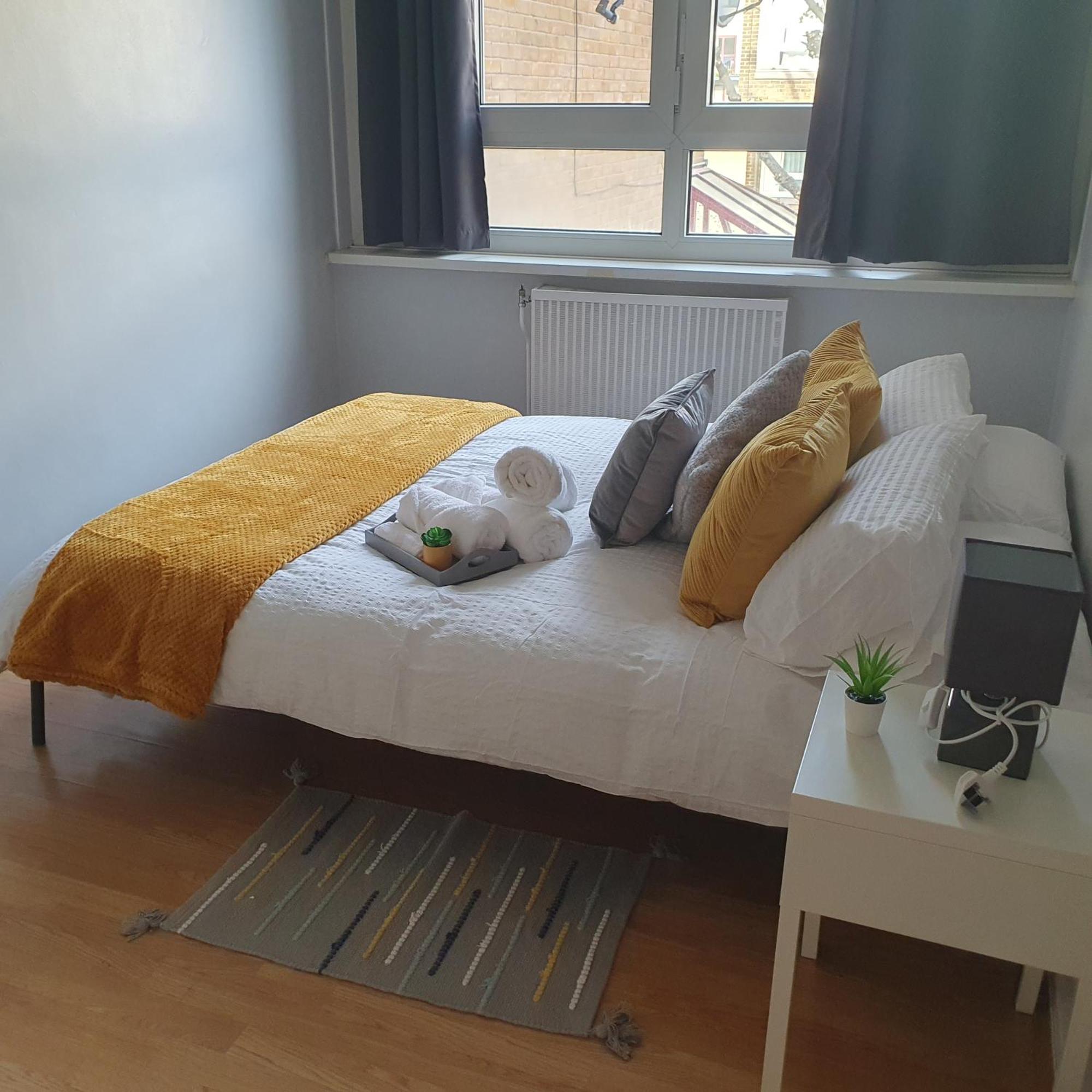 Yolo House Hotel London Bagian luar foto