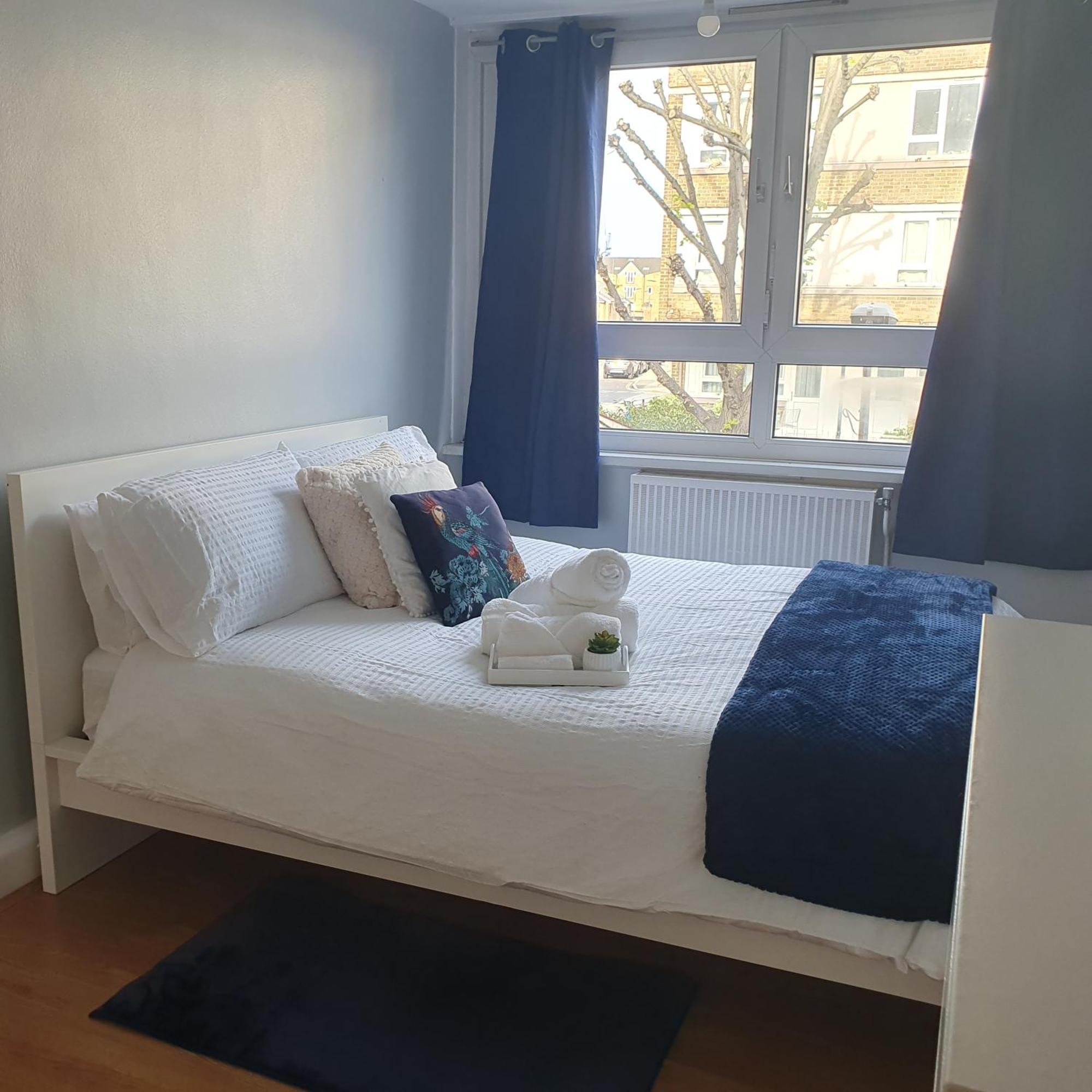 Yolo House Hotel London Bagian luar foto